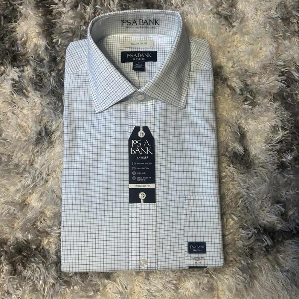 Jos A Bank Traveler Dress Shirt 16 1/2- 34/35 Tailored Fit Blue Stretch NWT (AE)